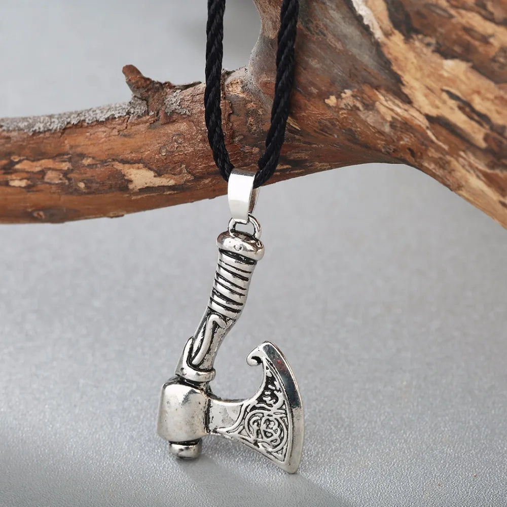 Collier de hache rustique