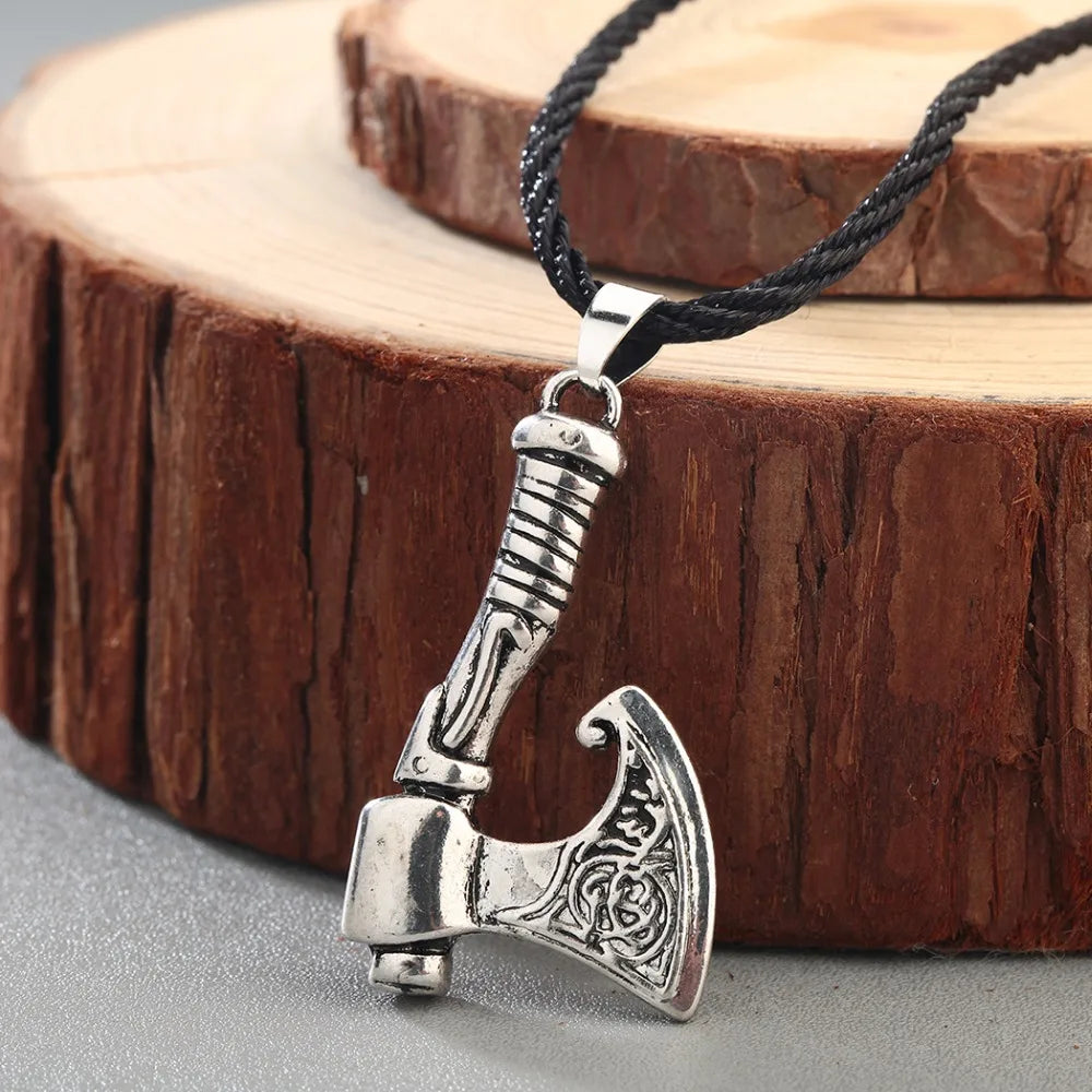Collier de hache rustique