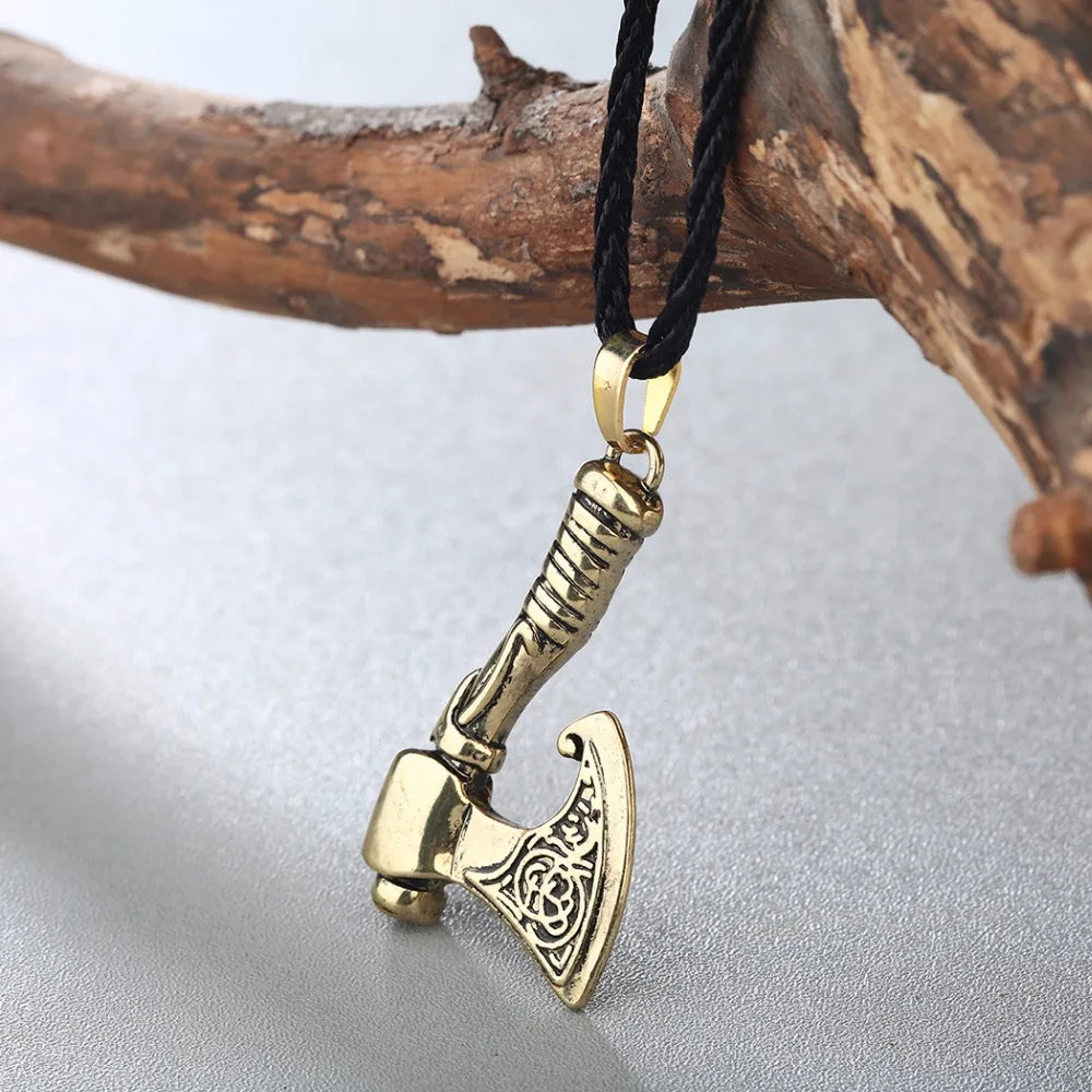 Collier de hache rustique