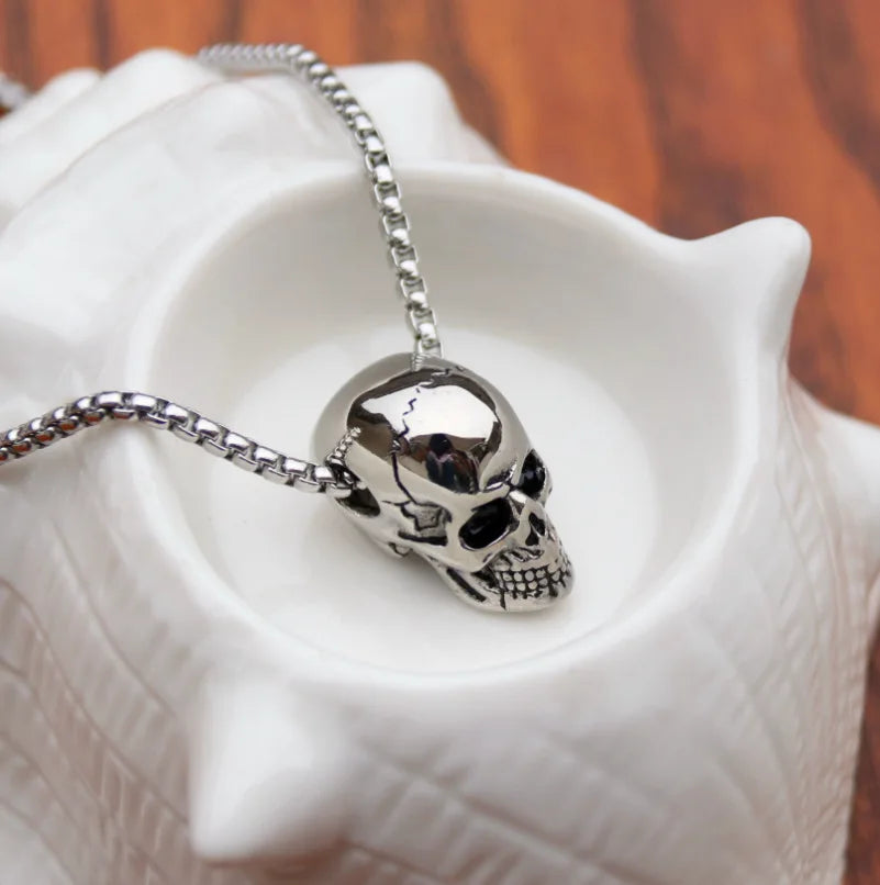 Collier Crâne de Titan