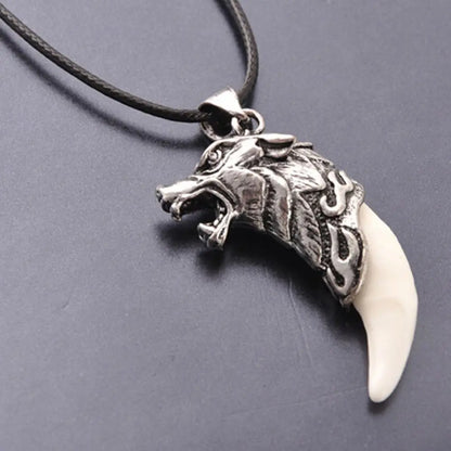 Collier dent de loup